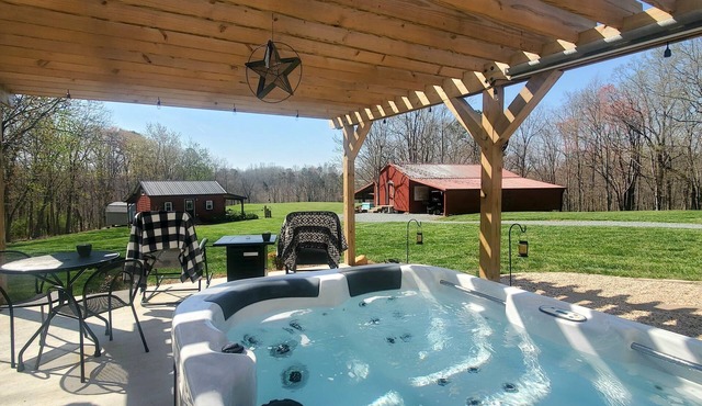 The Cabin - It's Get Cozy Time! The Hot Tub is Ready!