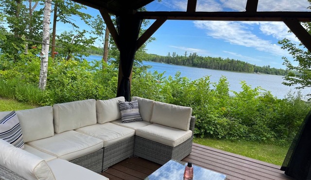 The Cabin on Baby Lake: Charming Log Cabin Getaway