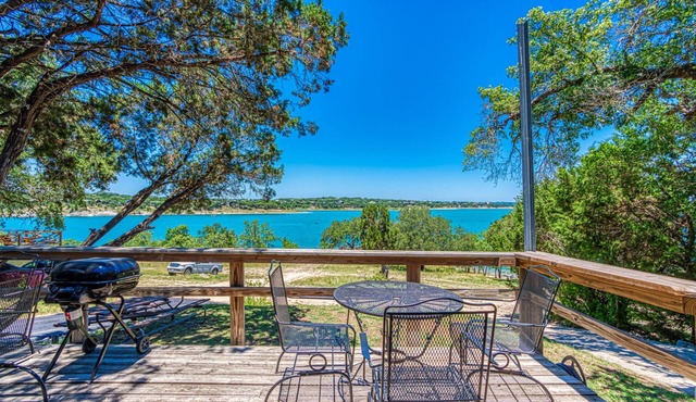 The Cabin on Canyon Lake!
