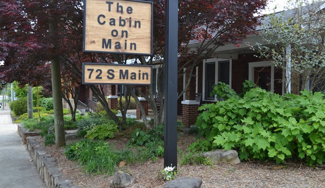 The Cabin on Main. Fully furnished home on Main St in downtown Jasper.