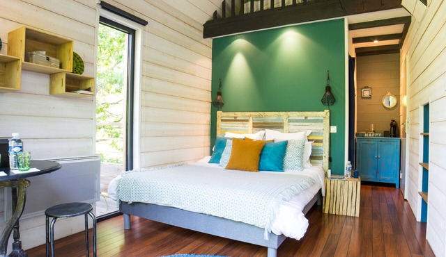 The Cabin perched in the trees 2-4 pers