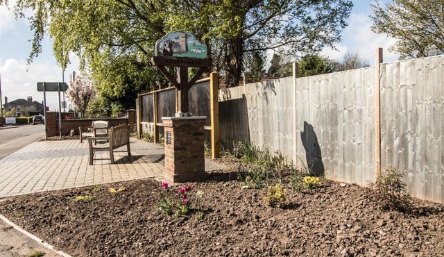 The cabin saracens head