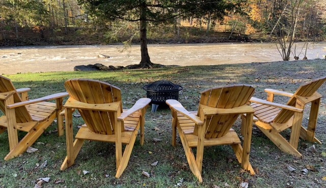 The Cabins: "Rocky Bottom" & "A Stone's Throw"