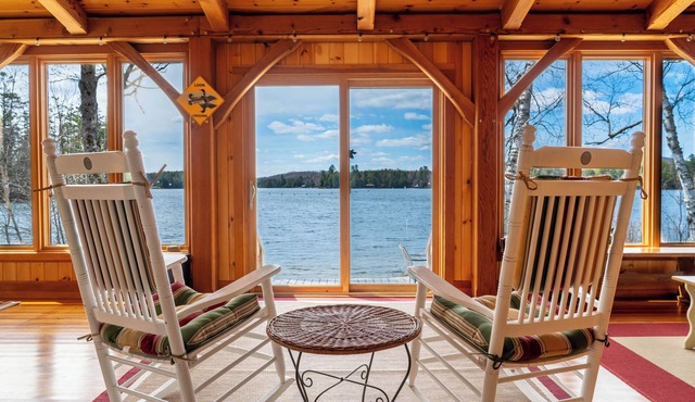 The Camp: Private Beach, Dock & Lake Views