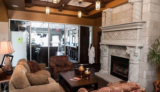 The Campbell Hotel on Route 66