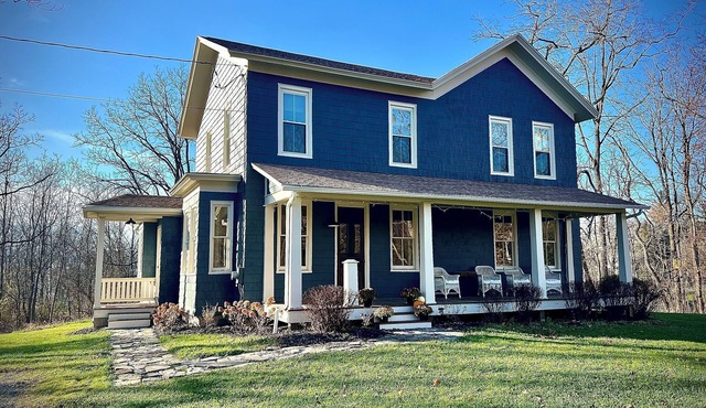 The Canandaigua Farmhouse. Private, spacious, with lake access