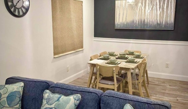 The Canopy on Periwinkle-nA Home Away From Home