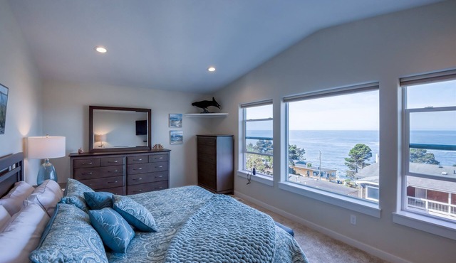 The Captains Lookout Sleeps 6, Hot Tub, Pet Friendly, Ocean View