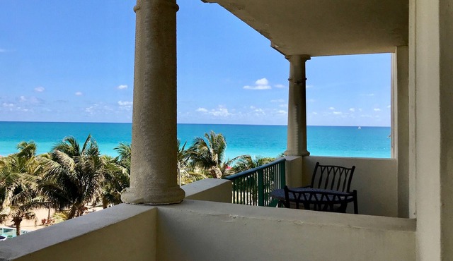 The Carlisle on the Ocean studio unit is your place! RECENTLY REMODELED!