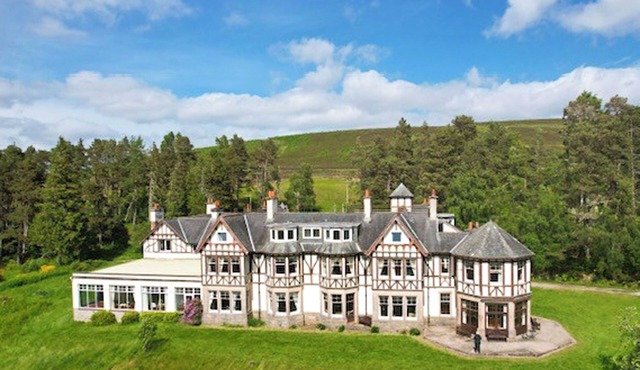 The Carnegie Rooms at Aultnagar Lodge - UK48666