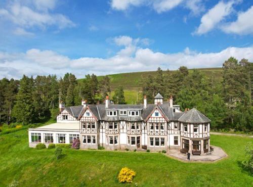 The Carnegie Rooms At Aultnagar Lodge - Uk48666