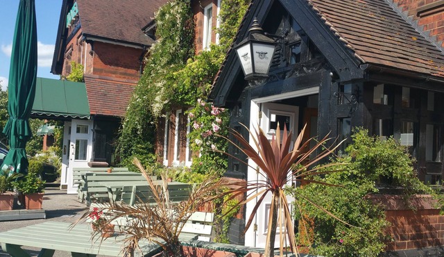 The Carre Arms Hotel