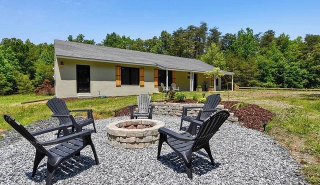 The Carriage House at King's Crossing