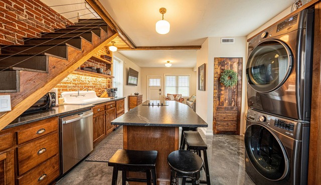 The Carriage House at Parker's Place