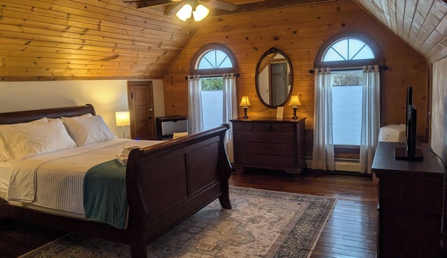 The Carriage House Inn Bed and Breakfast