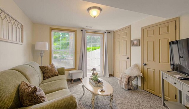 The Carriage House KC