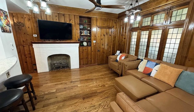 The Carriage House of Mount Vernon