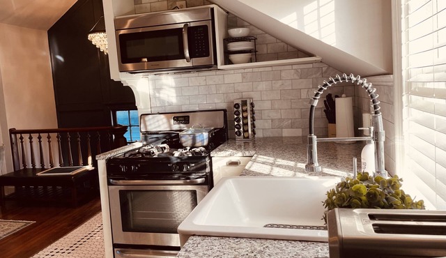 The Carriage House at Historic Belle Grove Manor