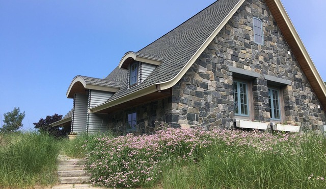 The Carriage House on Lake Michigan