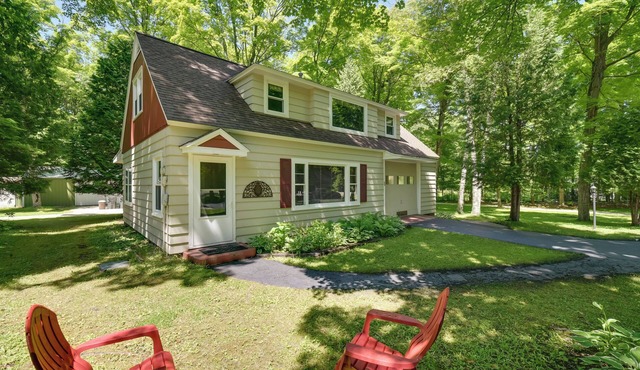 'The Carriage House:' Walk to Peninsula State Park