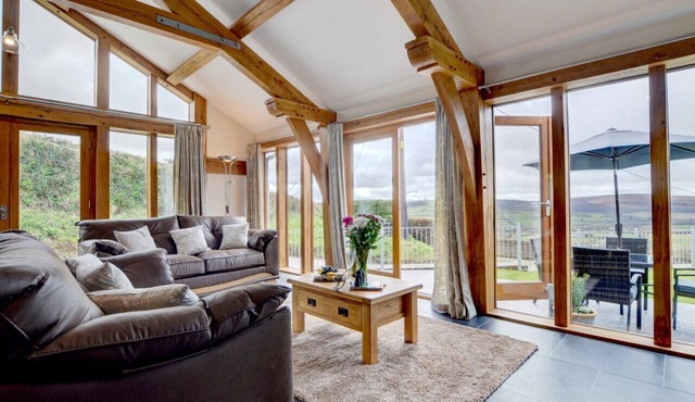 The Cart Linhay - Two Bedroom House, Sleeps 4