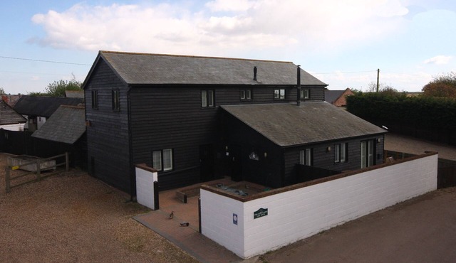 The Cart Lodge at Lee Wick Farm Cottages