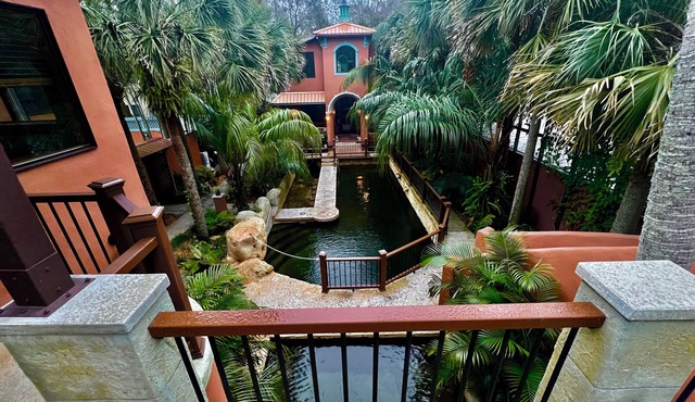 The Casita is a stunning villa in a tropical oasis in historic downtown DeLand.