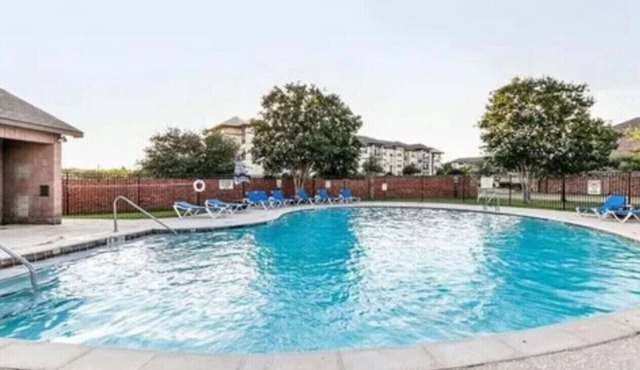 The Castle!by the Lake w/Pool & Balcony Grandscape