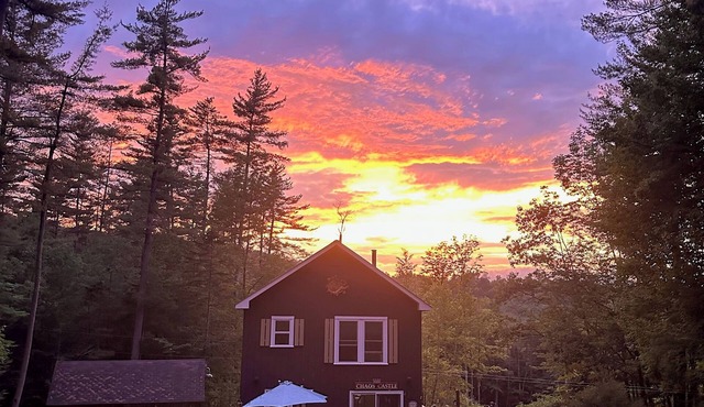 The Castle: Charming 2-bedroom house in Wardsboro