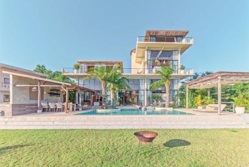 The Castle Uluwatu - Ocean View Luxury villa