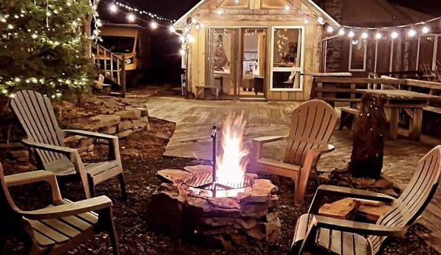 The Castros Cabin. Sparrow bush