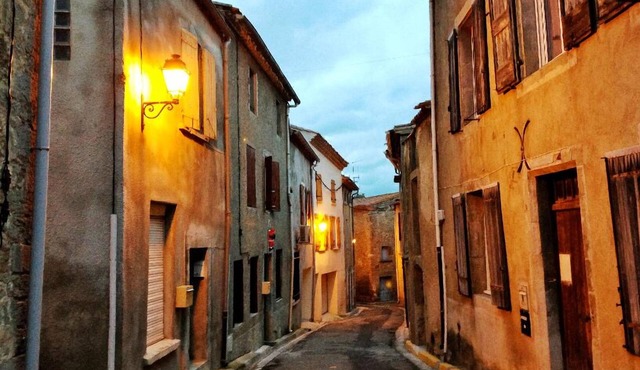 The Cathar Cottage, Pennautier - Lovely, Traditional Village House