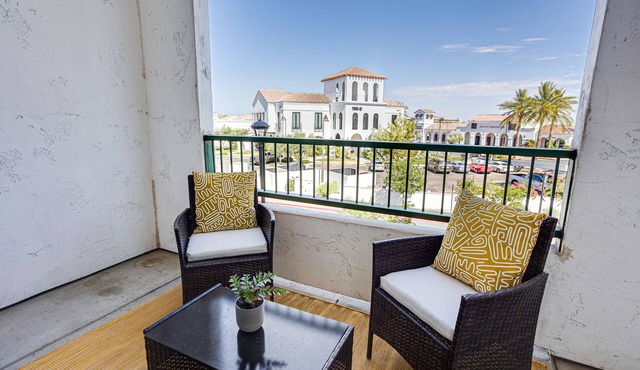 The Cays, Comfort and Relaxation Await! 1 Month Min, Heated Community Pool