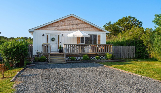 The Cedar Cottage - 3 BR, 3 full bath, family-friendly