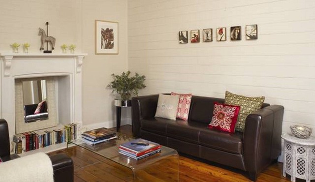 The Cedars..Luxury Home in centre of town