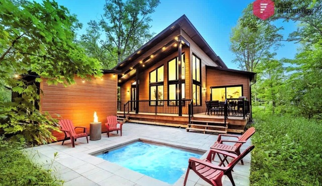 The Celestial of Portneuf - Hot tub in the forest
