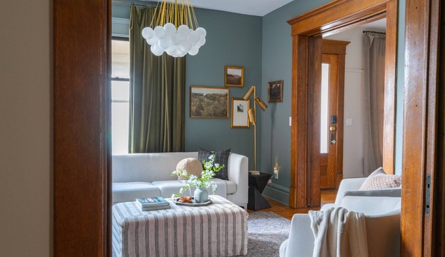 The Century House: 5 Bedroom near OSU, Short North Arts District, Convention Ctr