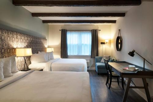 The Century House Latham - North Albany, an Ascend Collection Hotel