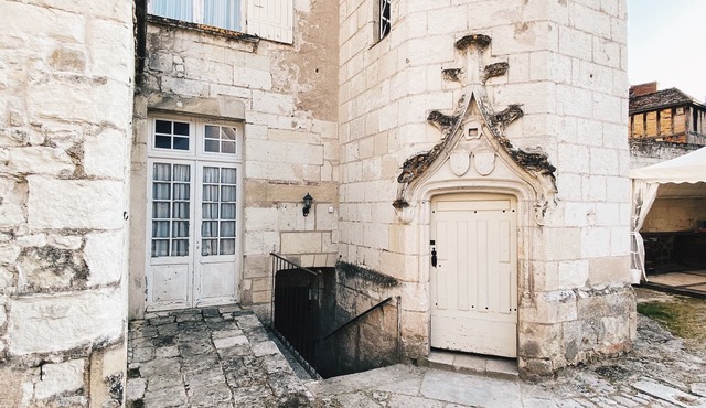 The Chancellery, large capacity cottage, disabled access, guest house, apartment