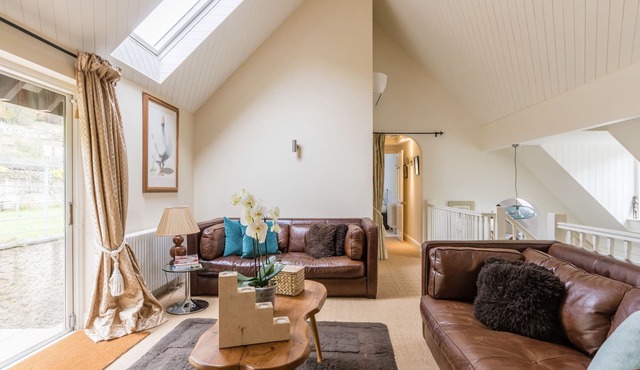 The Chairman's Retreat, Slad, The Cotswolds, Relax in the Countryside.