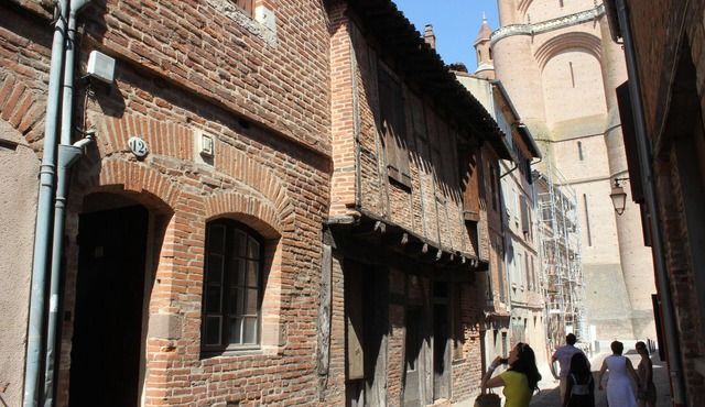 THE CHALET - 5 PEOPLE-POOL COVERED AND HEATED AT 28 ° MINI FROM 01/04 TO 31/10