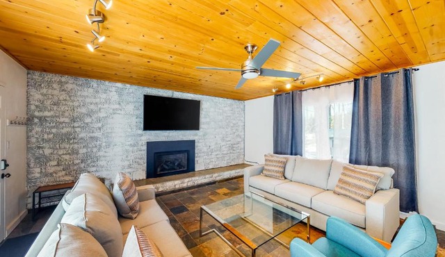 The Chalet at Kings Beach 9