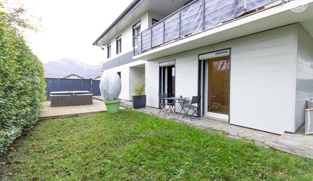 THE CHALET - CHALLES LES EAUX