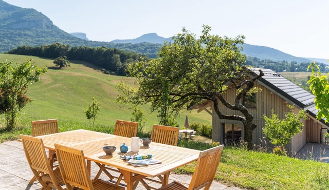 THE CHALET DE LA SOURCE 4 PEOPLE + STAY