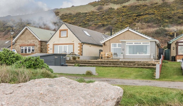 THE CHALET, family friendly, with hot tub in Egremont, Cumbria