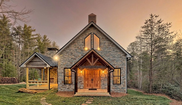 The Chapel is a Brand New Secluded Get-A-Way with Top of the Line Amenities