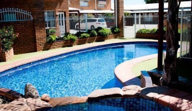 The Charles Sturt Motor Inn