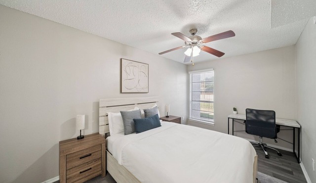 The Charlie 8105 I Spacious and Comfy 1 Bed 1 Bath