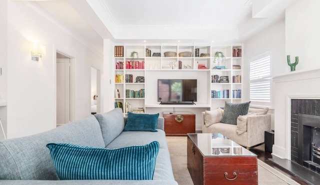 The Chatsworth Collection A Contemporary Triplex