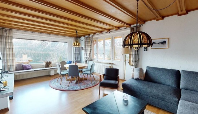 The Chesa Paulette is located 200m from the center of St.